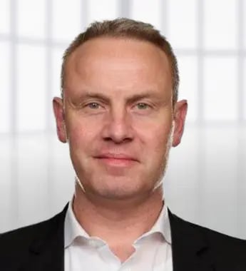 Schmidt-Volker_345x380px