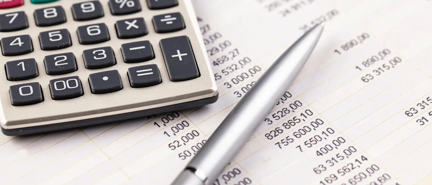 Replication portfolios in the Variable Business: Optimal Design of Cash Flow and Margin for Phasing-Out Liability Products