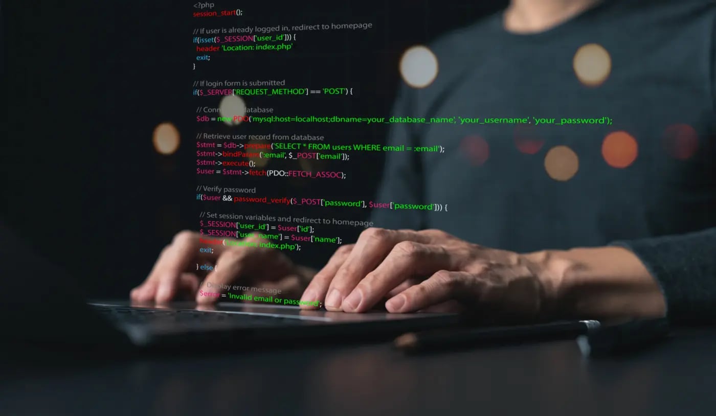 S/4HANA-Migration bei Banken: Warum die Wahl zwischen Brownfield, Greenfield und Selective Data Transition zur Kostenfrage wird