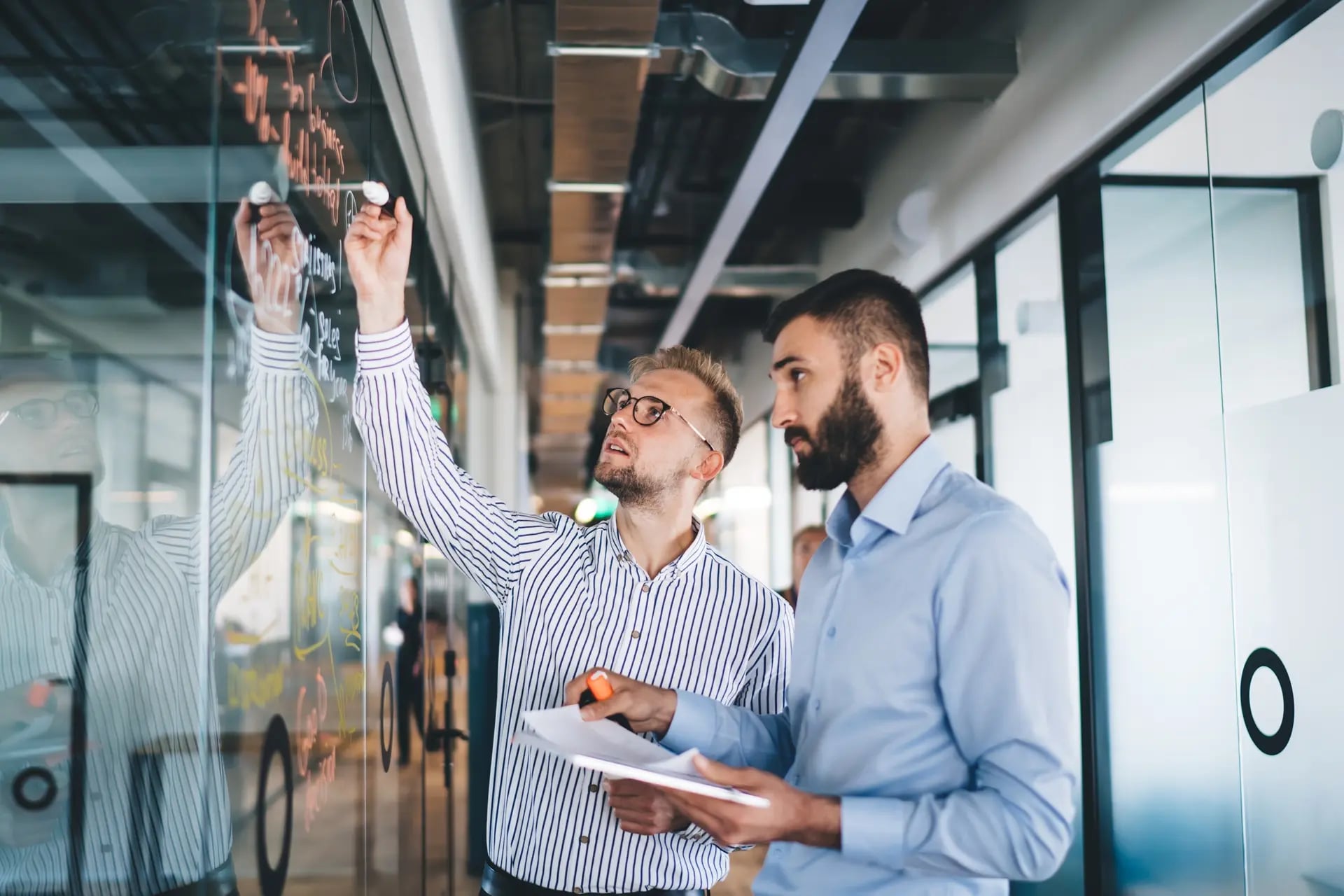 ESG-Risikomanagement: Compliance überwacht und Revision prüft!